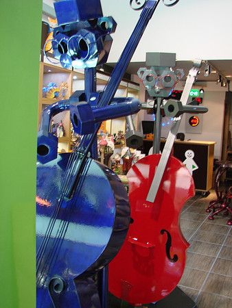 studio art Uniidea June 2012 (7)